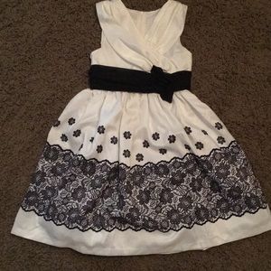 BOMNIE JEAN dress with lace